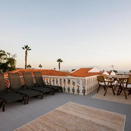 빌라 True Canarian 6 Bedrooms With Hot Tub *