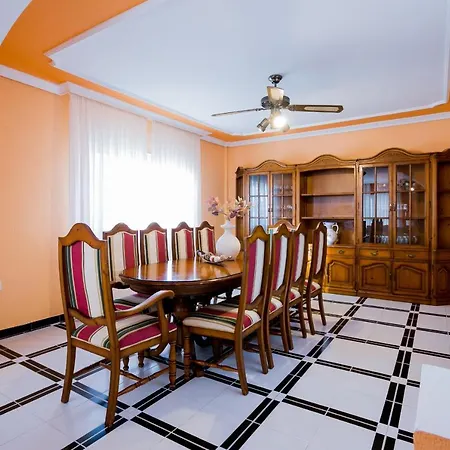 True Canarian 6 Bedrooms With Hot Tub カジャオ・サルバヘ