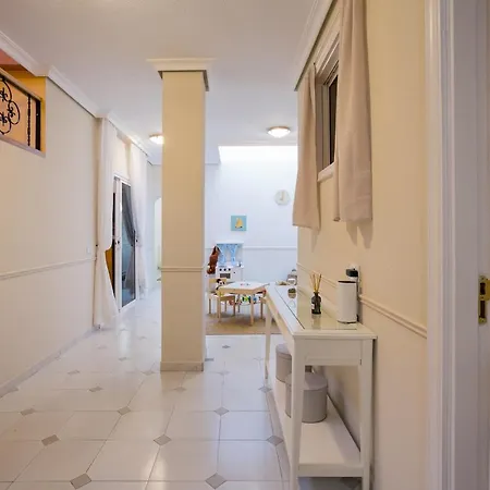 Вилла True Canarian 6 Bedrooms With Hot Tub Кальяо-Сальвахе