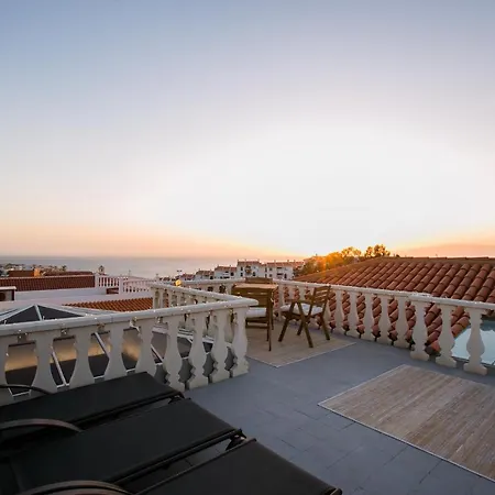 True Canarian 6 Bedrooms With Hot Tub Вилла *